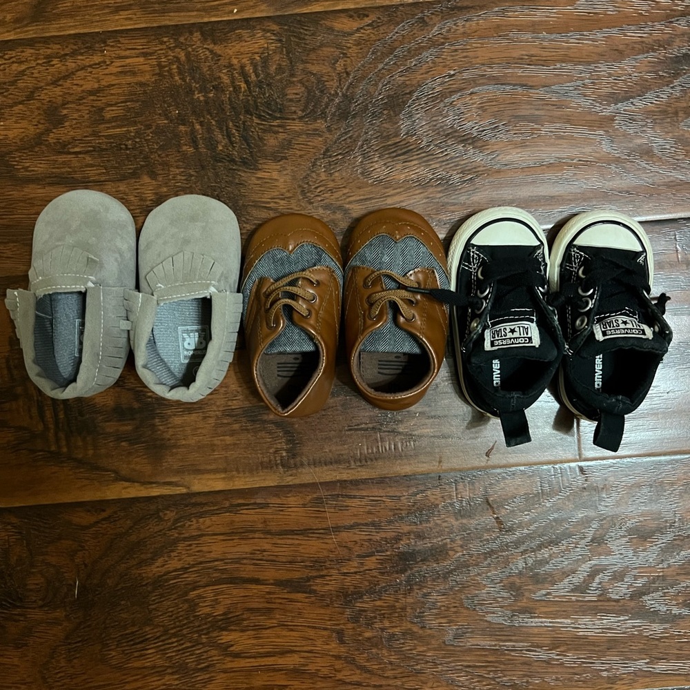 Baby converse size 4 and others